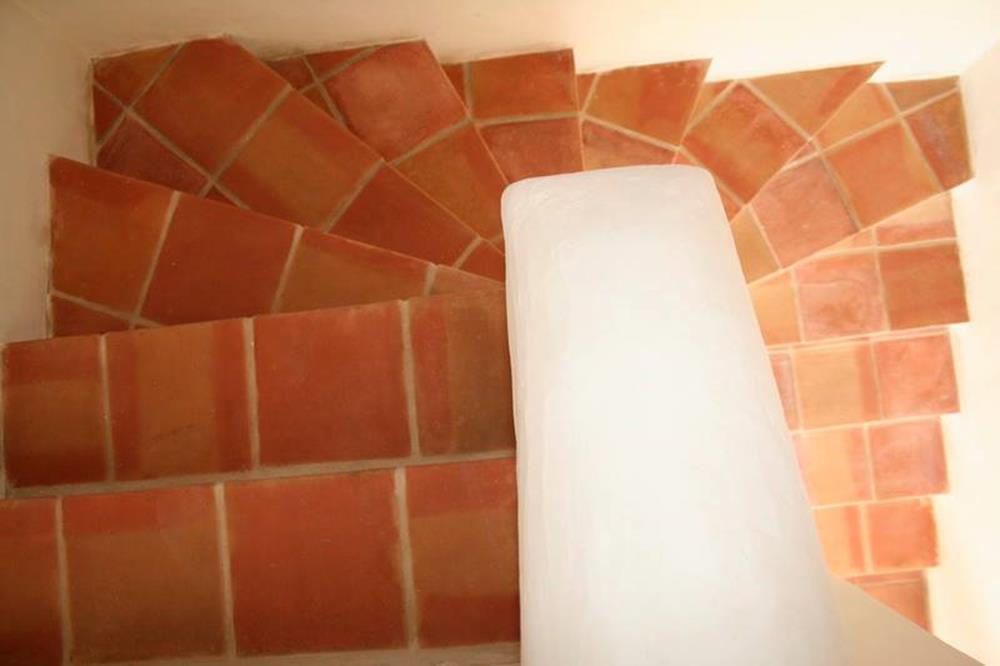 Ref 409A Escada com 30x30x3 cm desenformado a agua 3